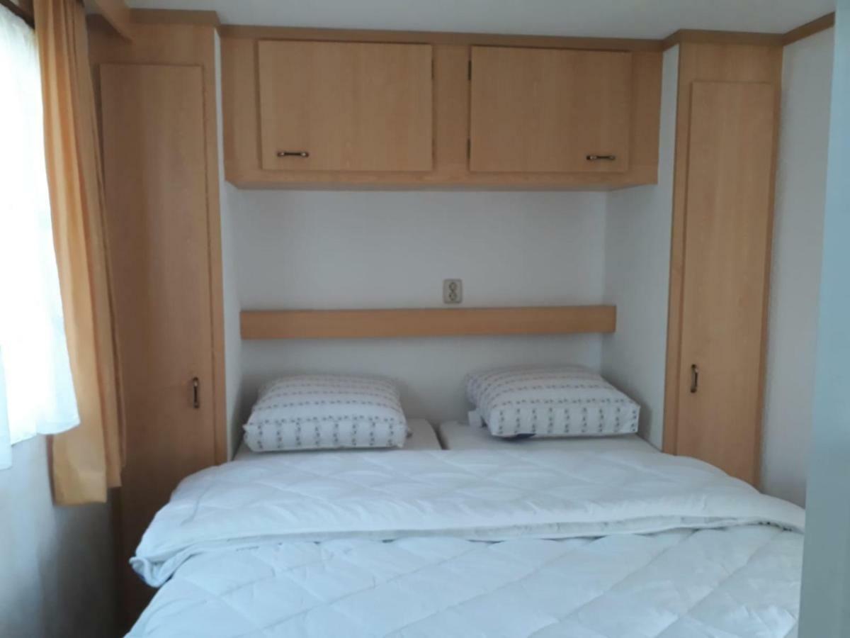קאודקרקה Chalet Van Minicamping De Braamhof מראה חיצוני תמונה