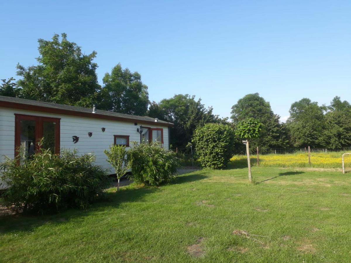 קאודקרקה Chalet Van Minicamping De Braamhof מראה חיצוני תמונה